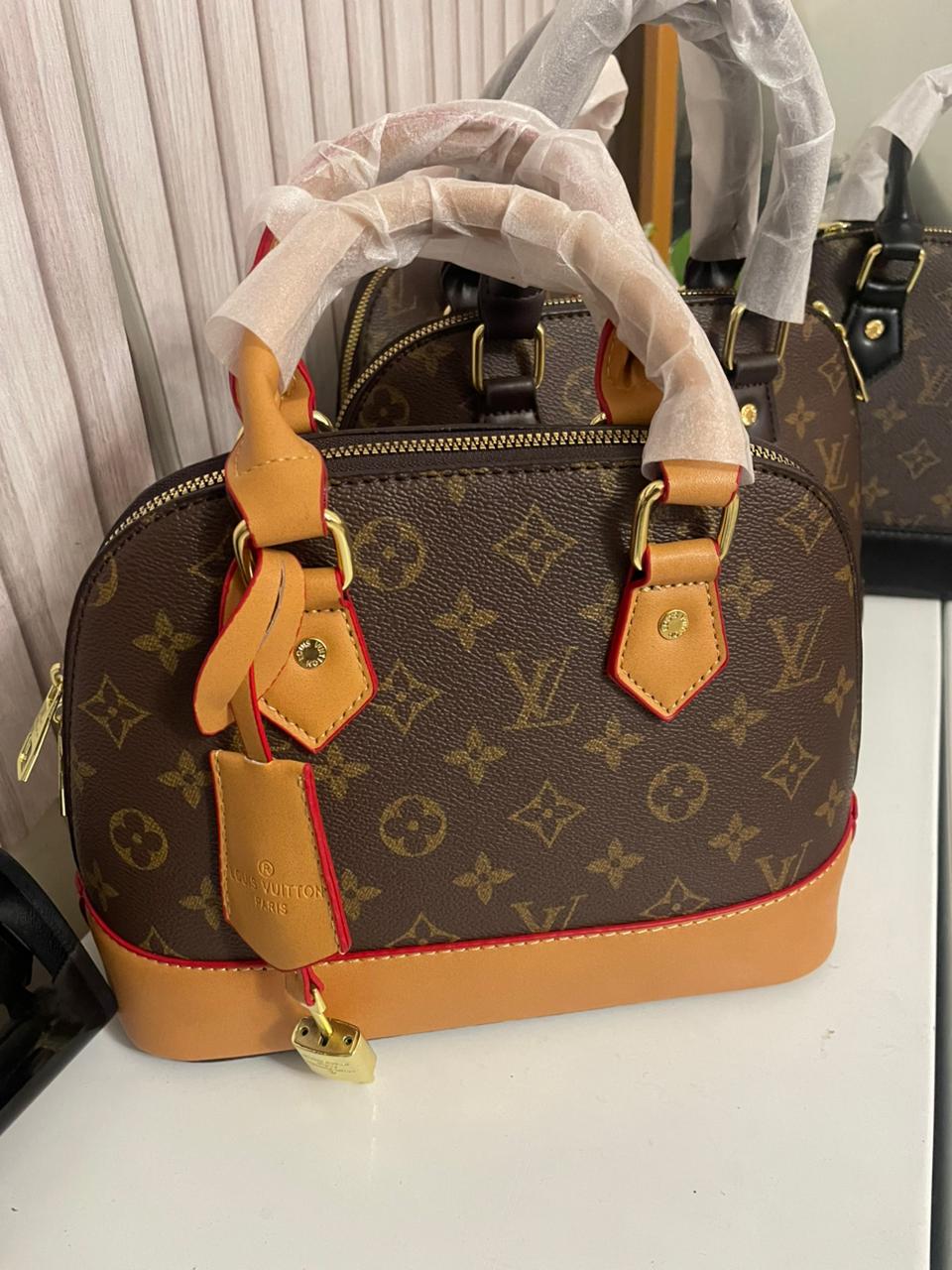 Lv alma  Bag